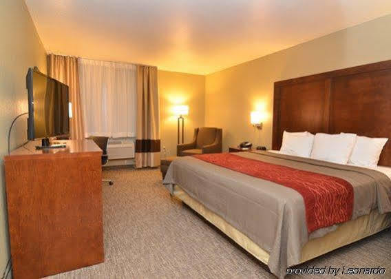 Comfort Inn Marshalltown South Exterior photo